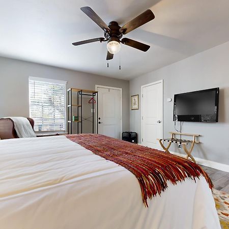 Meadow Creek Cottage Wimberley Ngoại thất bức ảnh